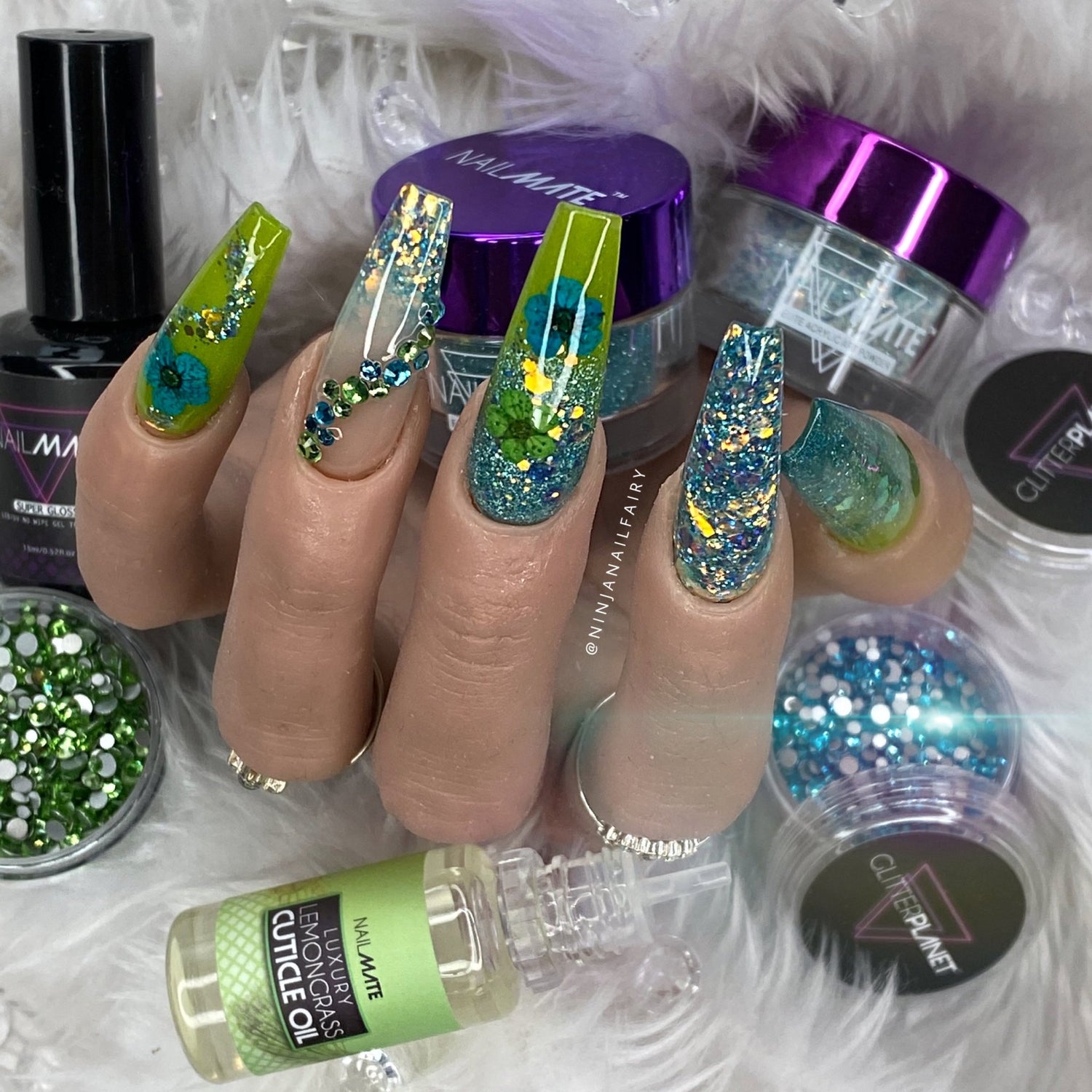 CIRCUS Coloured Acrylic Powder Collection x 13pcs