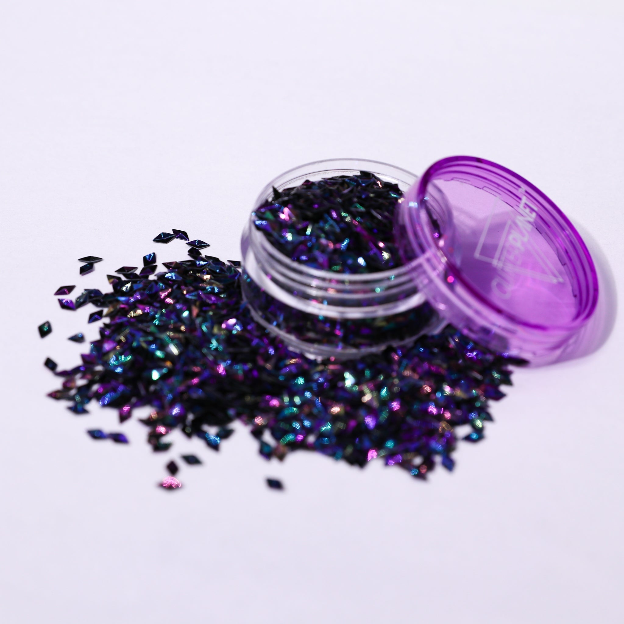 Oil Slick diamond glitter close up image | Glitter Planet