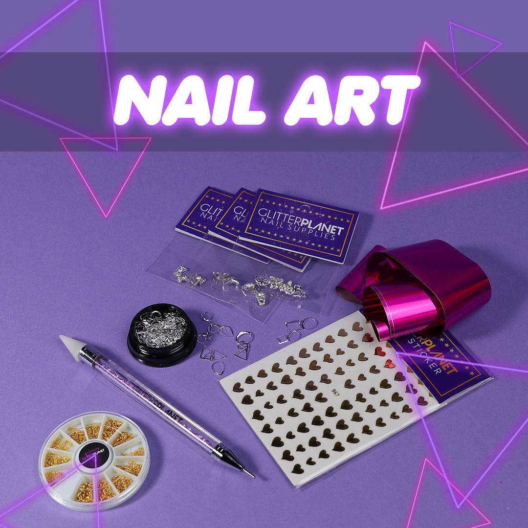 NAIL ART