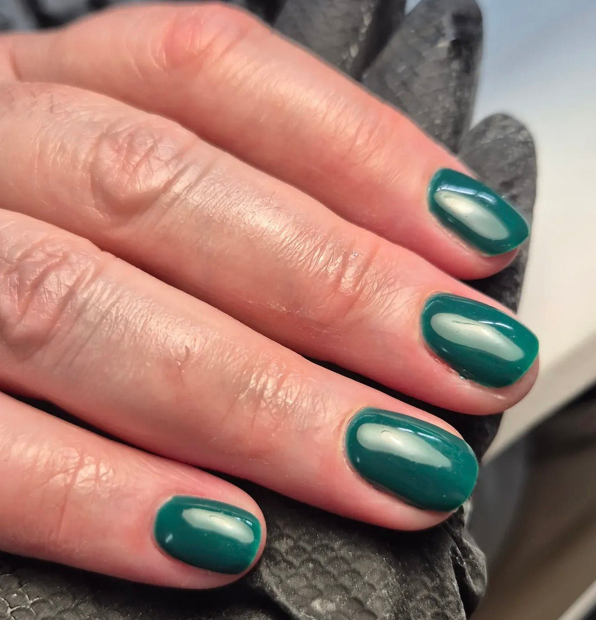Velvet Alpine – Deep Forest Green Gel Polish