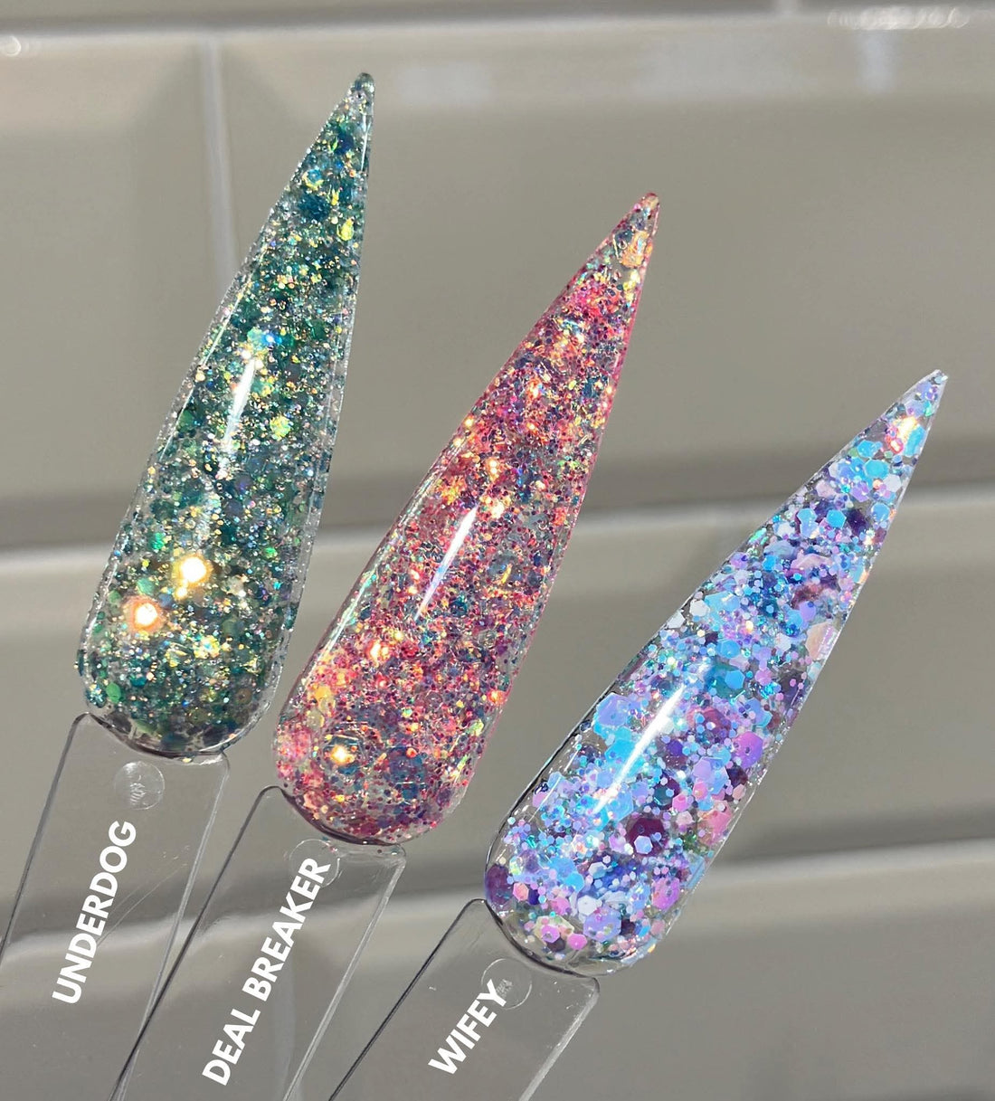 Loose Nail Glitter | Deal Breaker